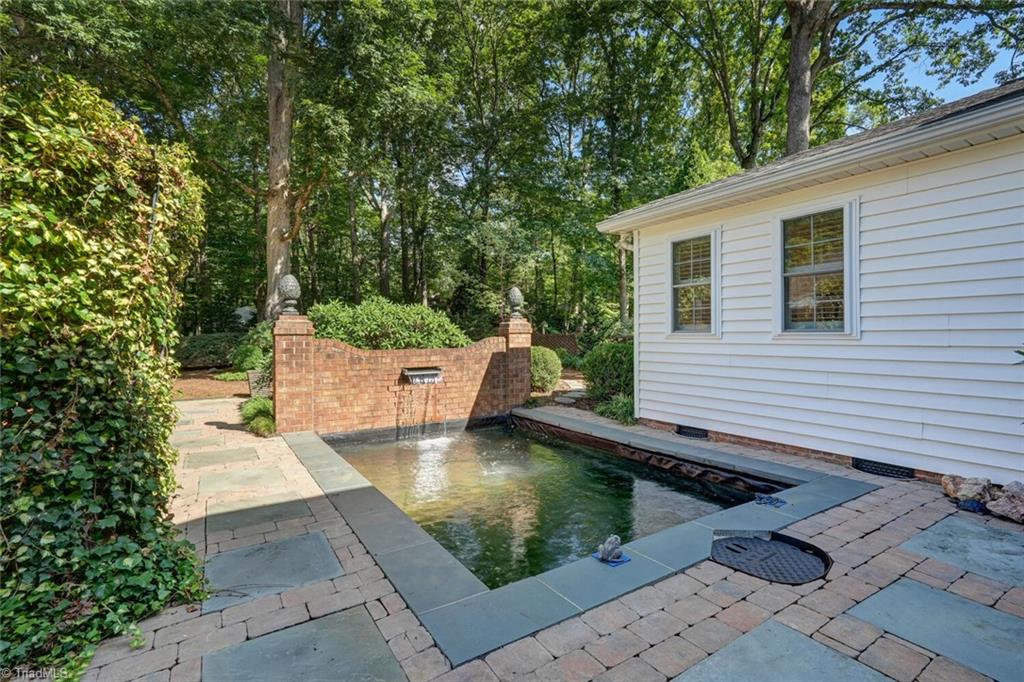 711 Pebble Drive