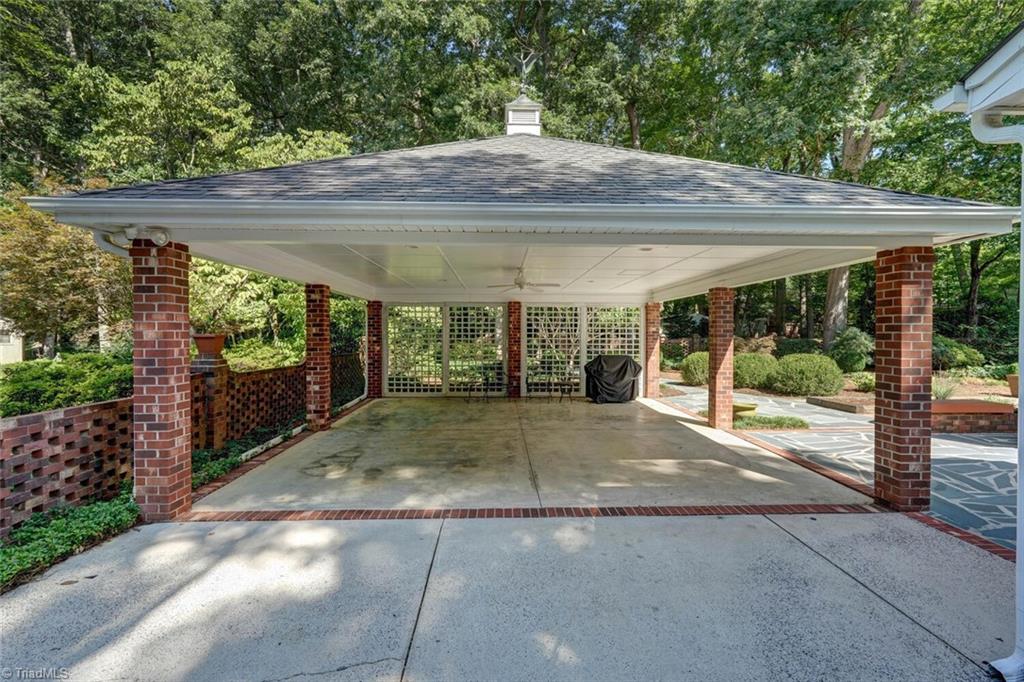 711 Pebble Drive