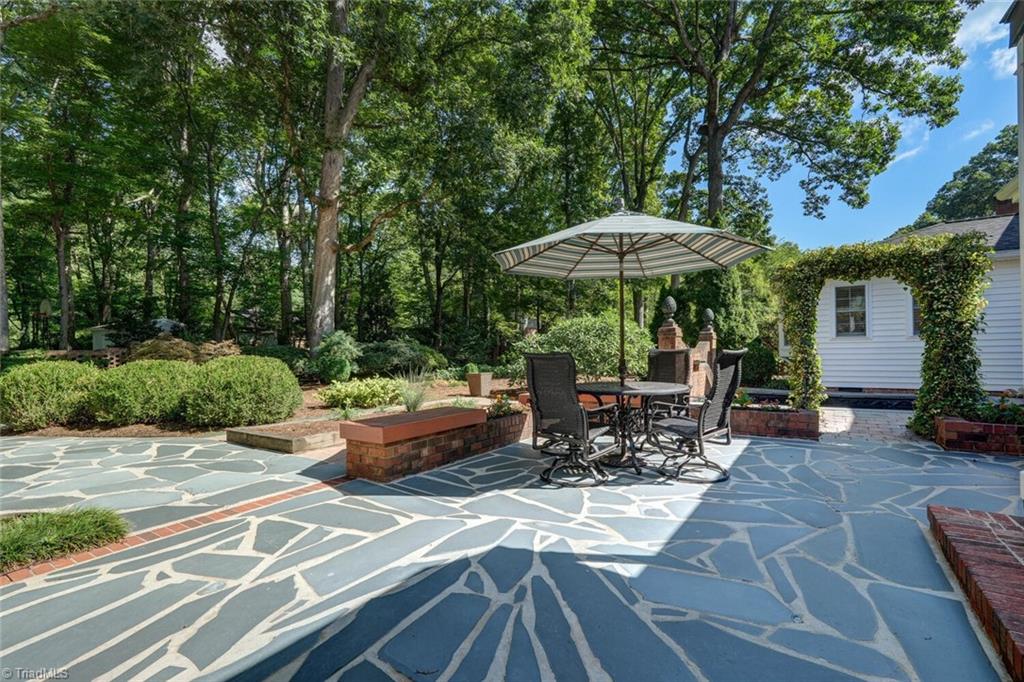711 Pebble Drive