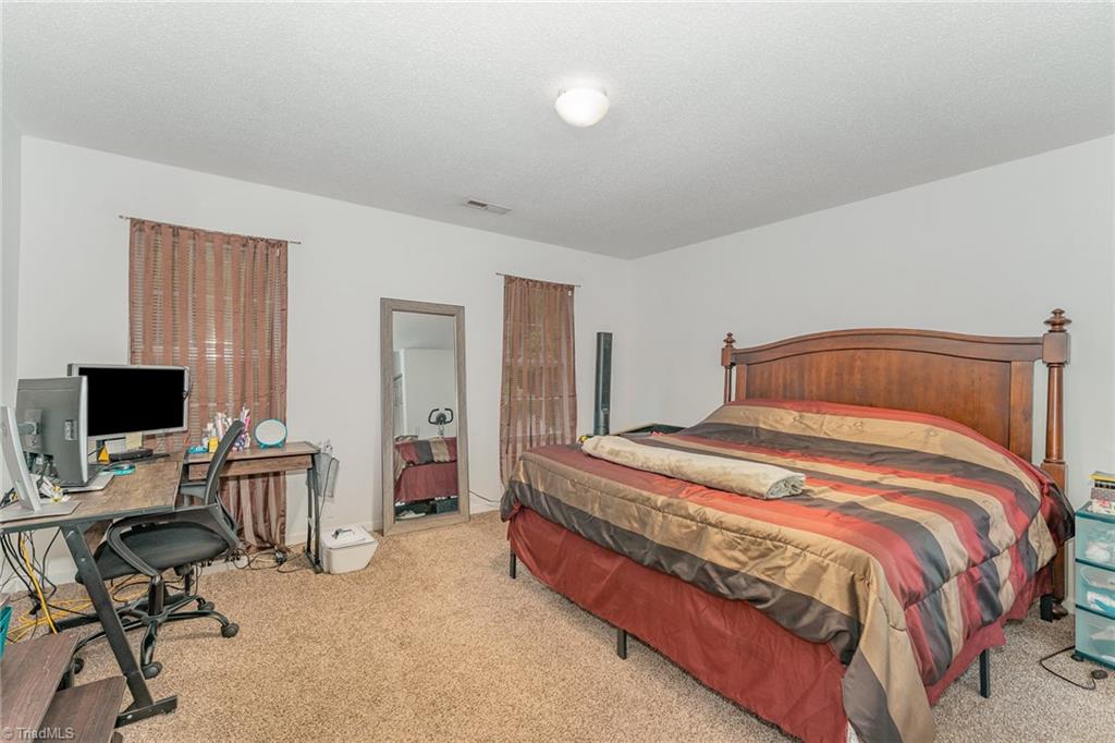 911 Woodlake Drive