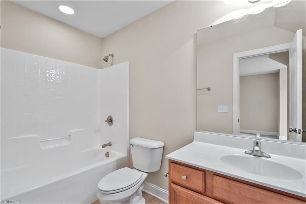 5839 Kenville Green Circle