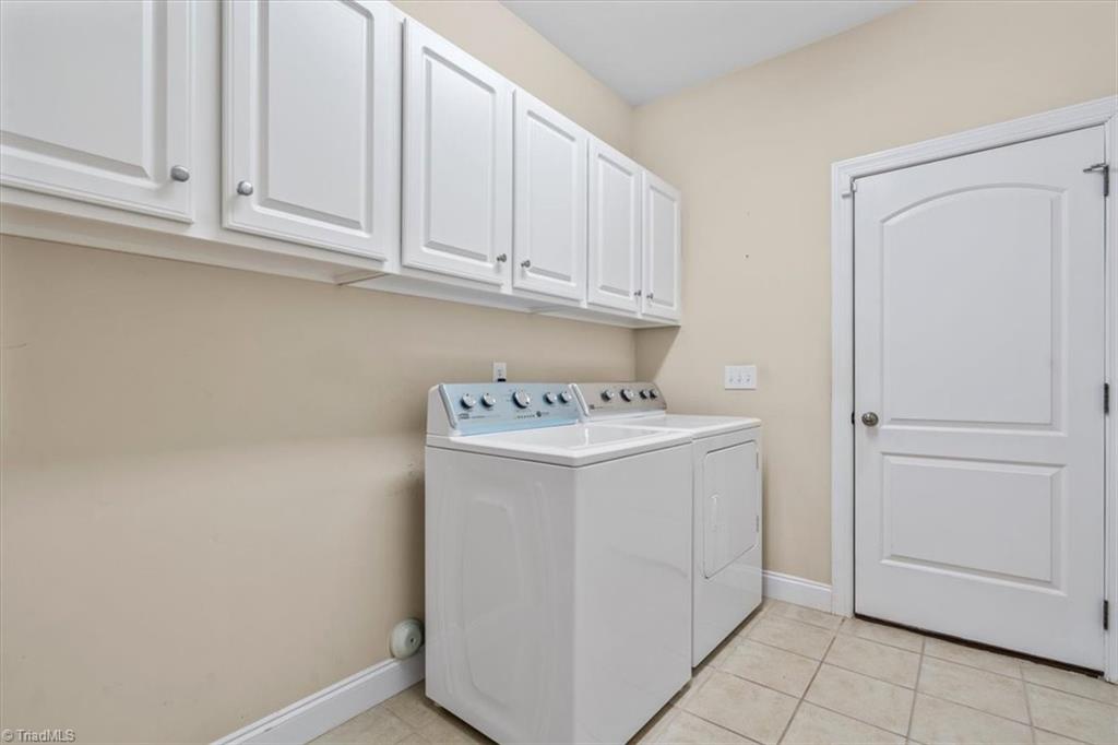 5839 Kenville Green Circle