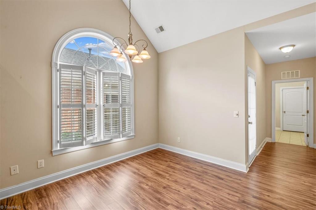 5839 Kenville Green Circle