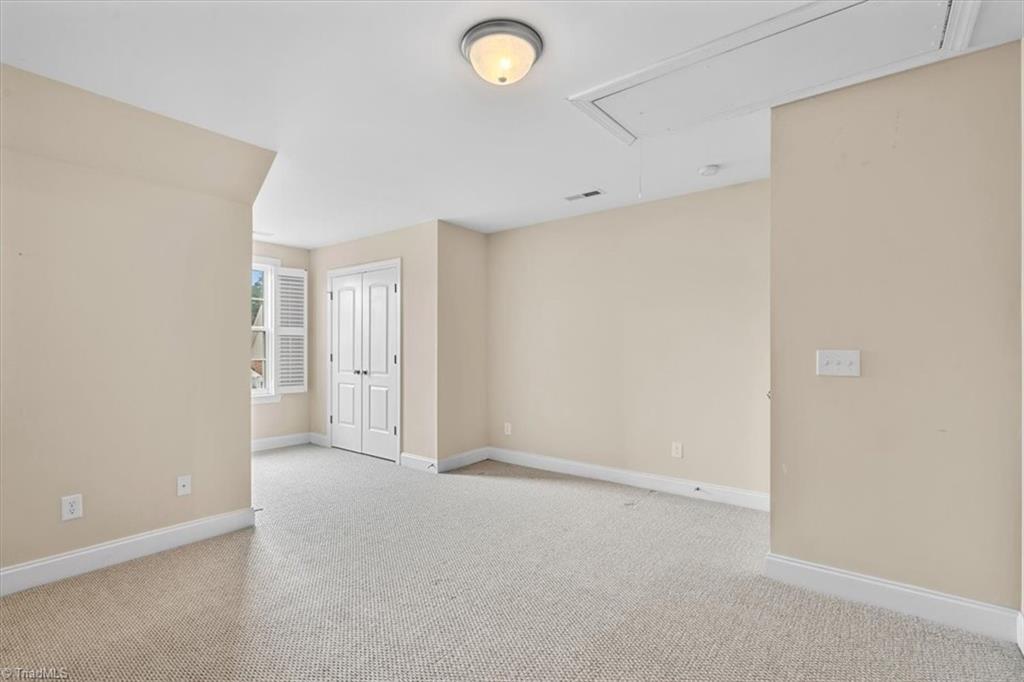 5839 Kenville Green Circle