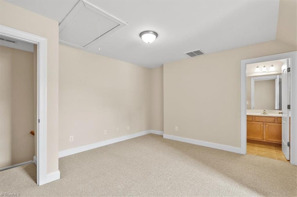 5839 Kenville Green Circle