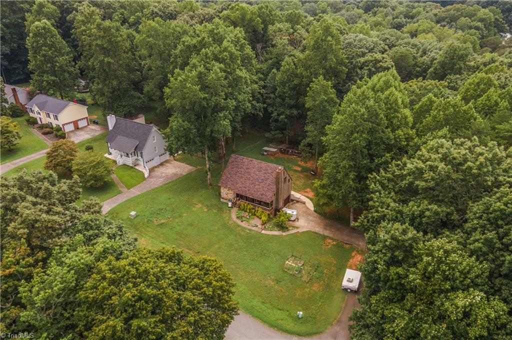 1141 Ridgecliff Drive