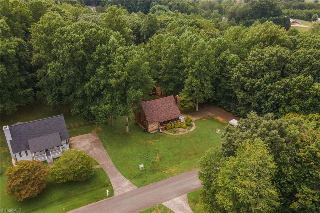 1141 Ridgecliff Drive
