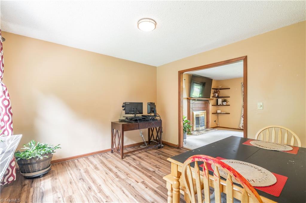 1141 Ridgecliff Drive