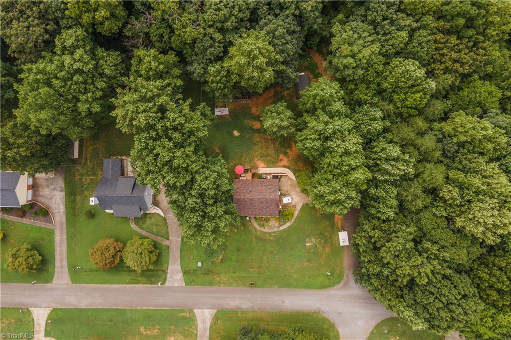 1141 Ridgecliff Drive