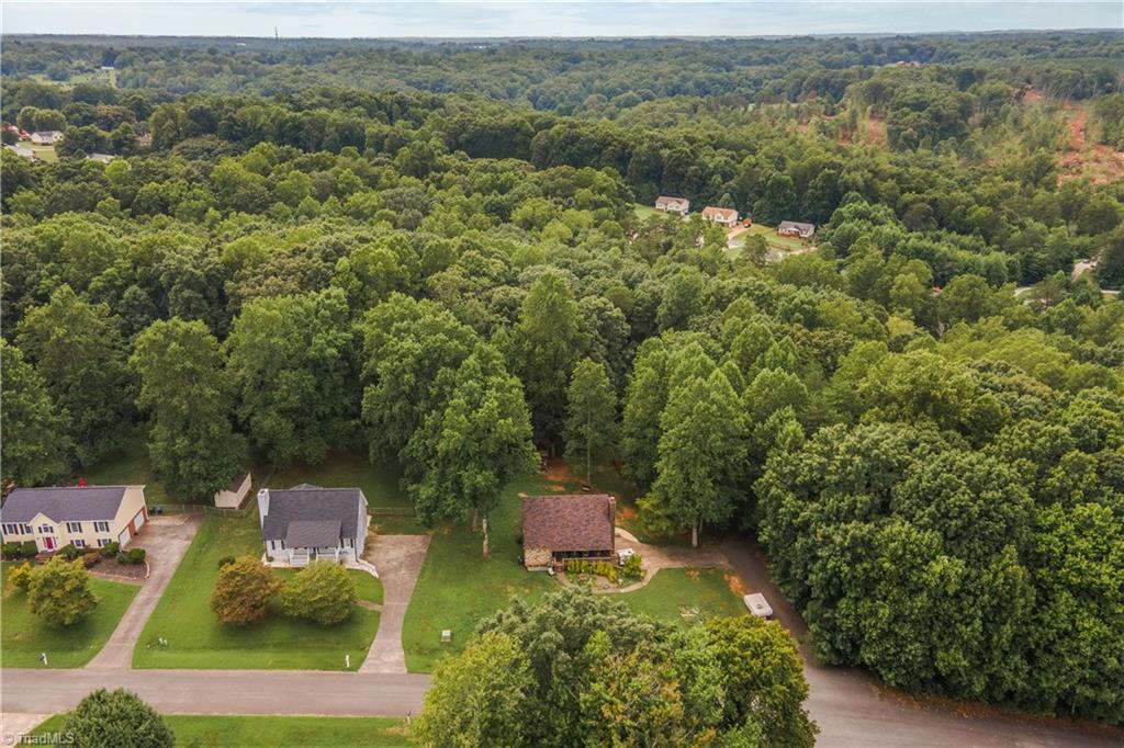 1141 Ridgecliff Drive