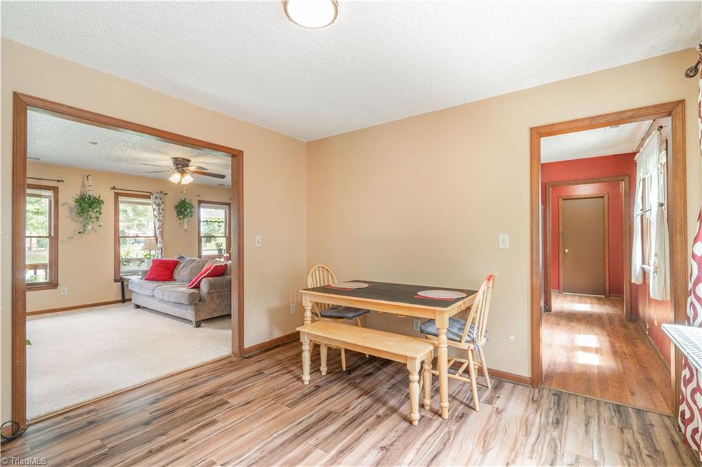 1141 Ridgecliff Drive