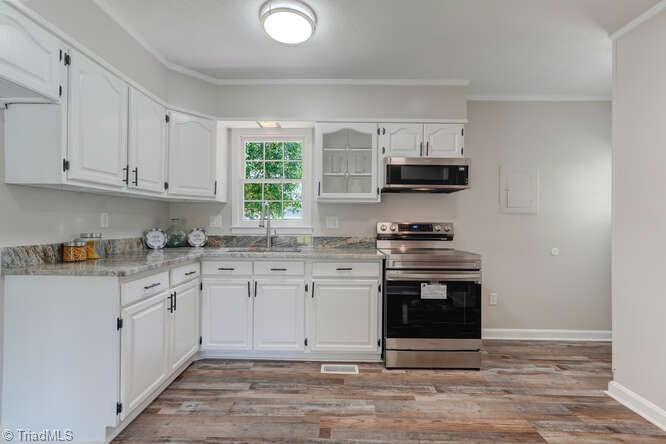 3212 Wellingford Drive