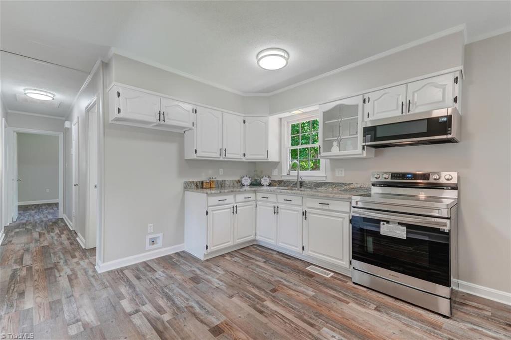 3212 Wellingford Drive