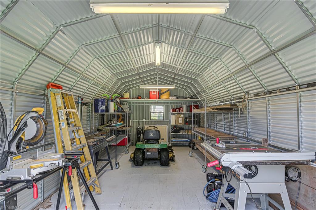 125 Greenturf Drive, Winston-Salem