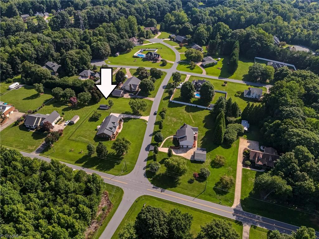 125 Greenturf Drive, Winston-Salem