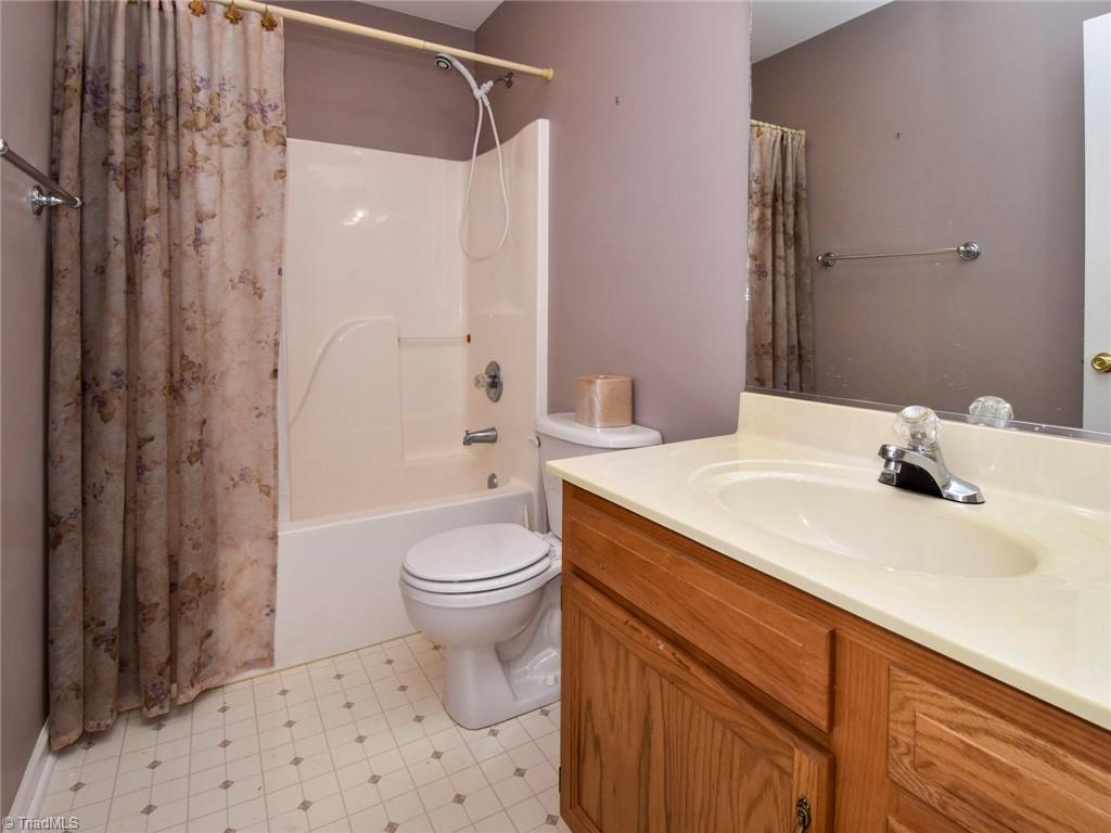 4230 Salem Landing Drive, Winston-Salem