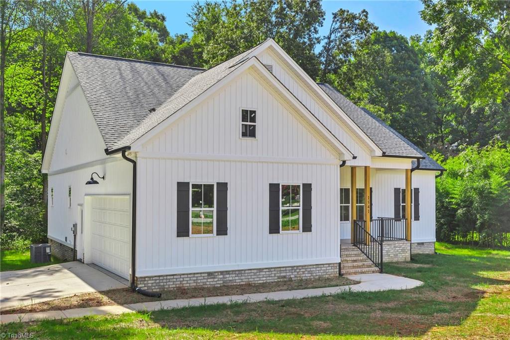 1541 Creek Bed Road