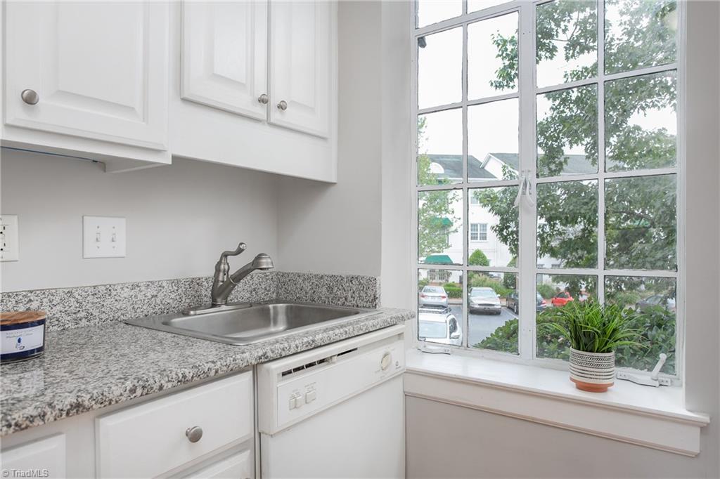 1700 N Elm Street # L2