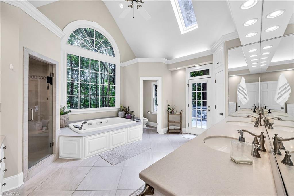 5700 Forest Manor Drive