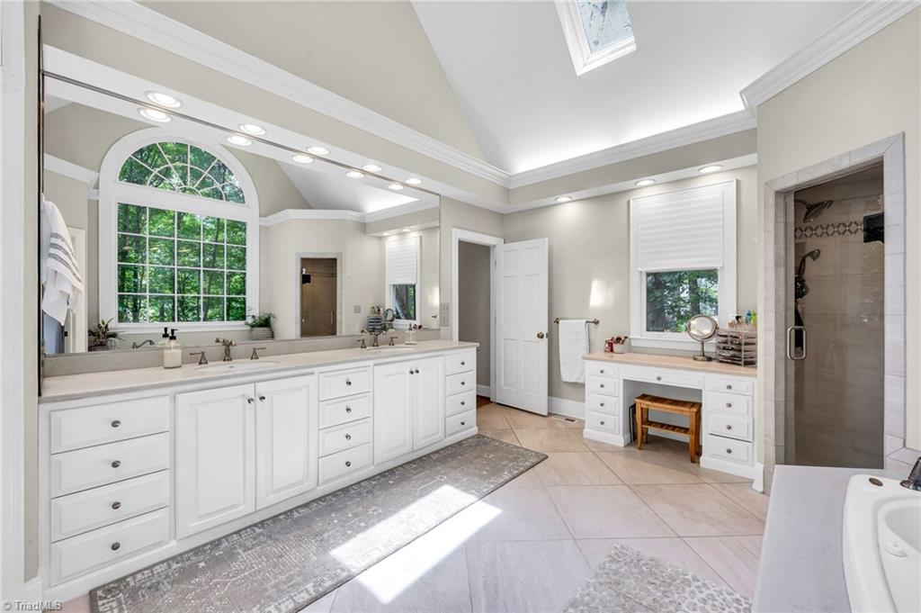 5700 Forest Manor Drive