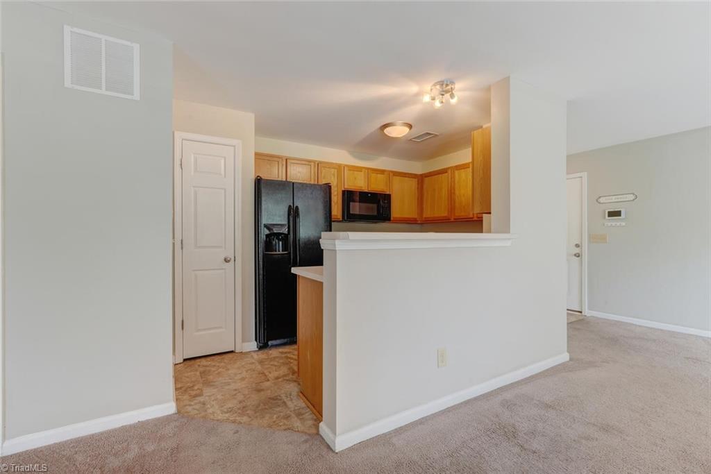 6702 W Friendly Avenue # 3H