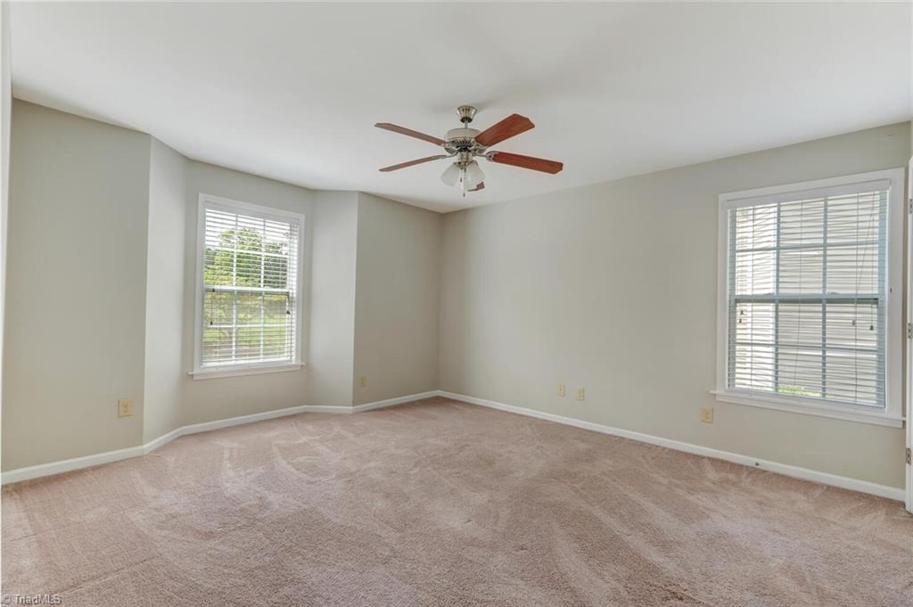 6702 W Friendly Avenue # 3H