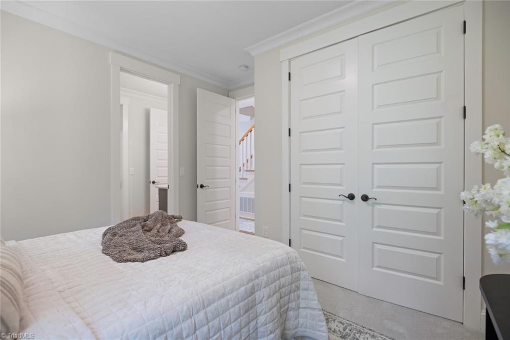 1508 Turkey Hill Road, Winston-Salem