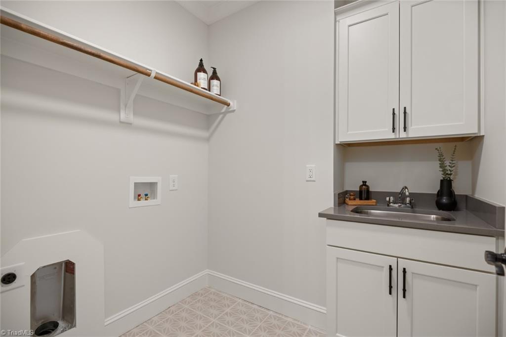 1508 Turkey Hill Road, Winston-Salem