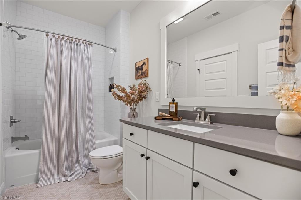 1508 Turkey Hill Road, Winston-Salem