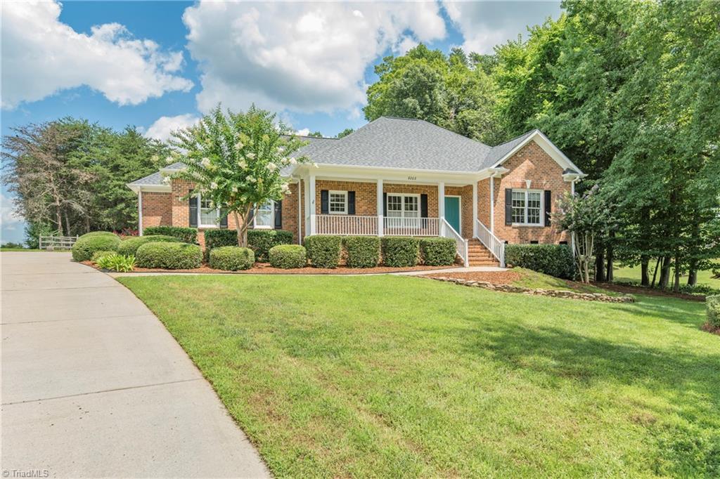 8202 Fox Briar Court