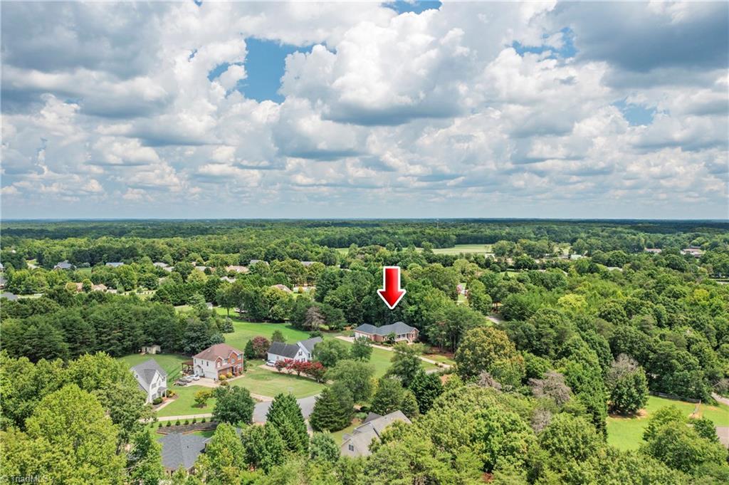 8202 Fox Briar Court
