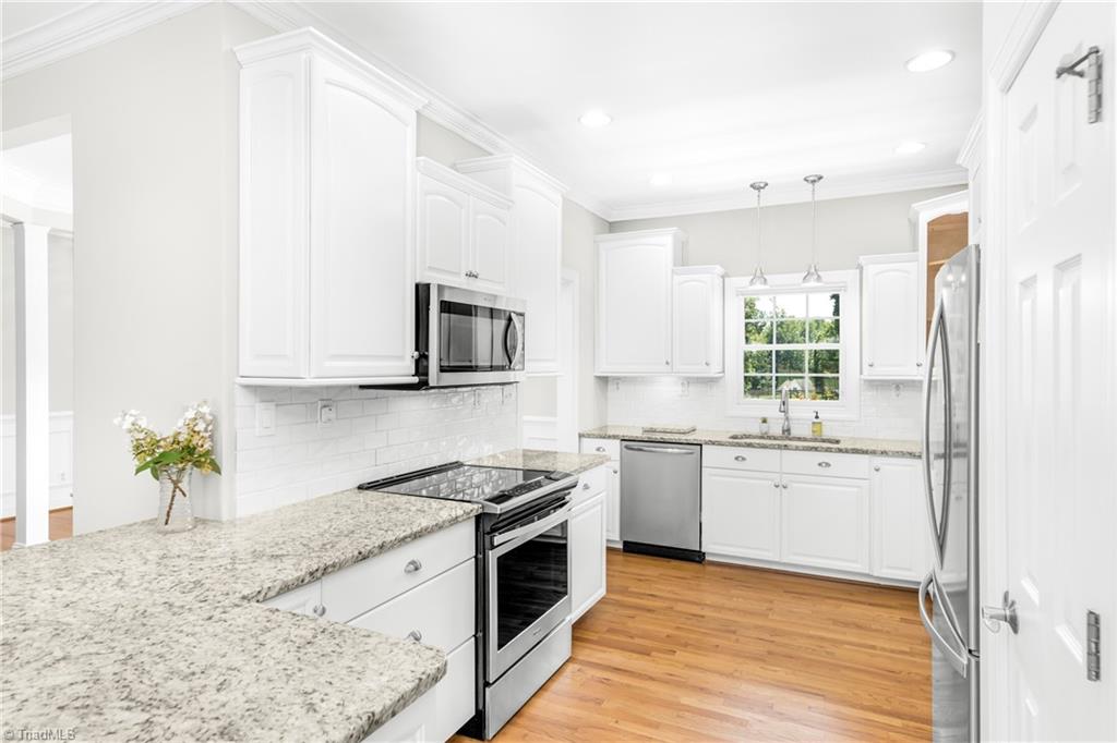 8202 Fox Briar Court