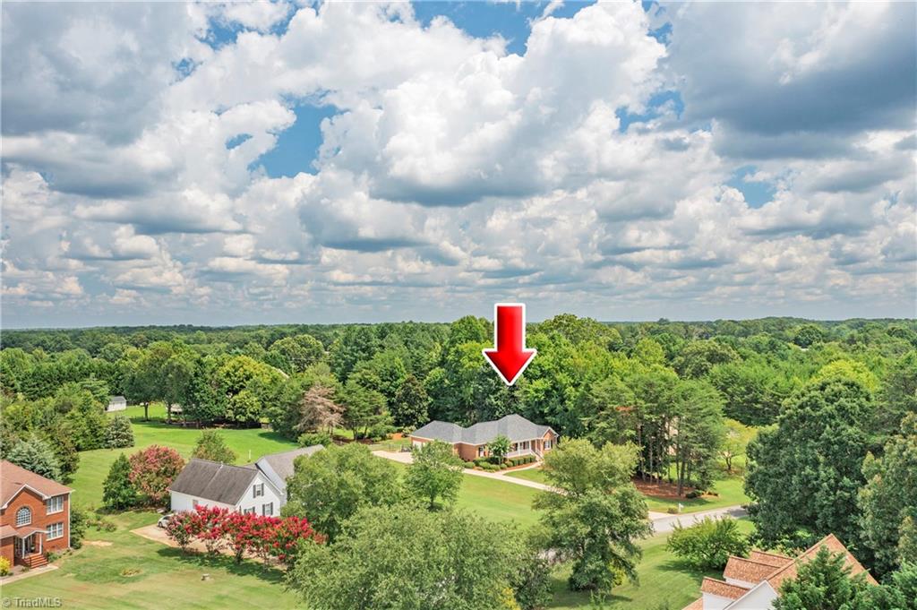 8202 Fox Briar Court