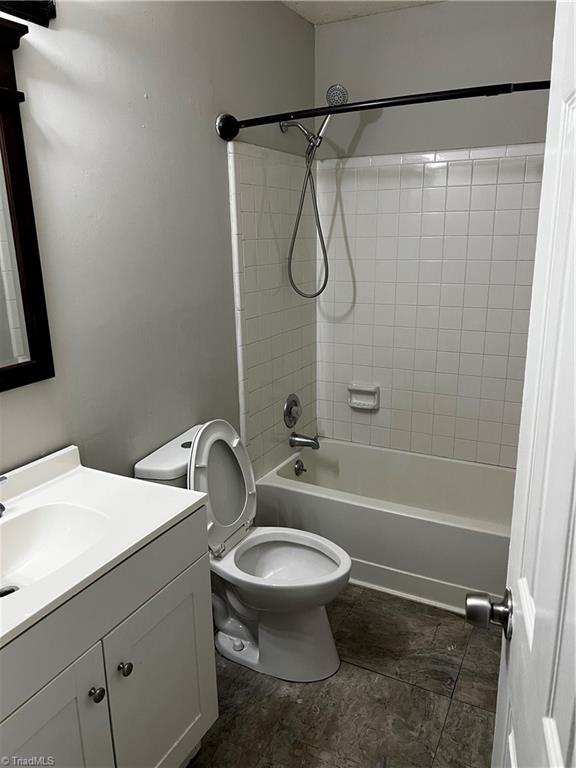 5801 Chinaberry Place