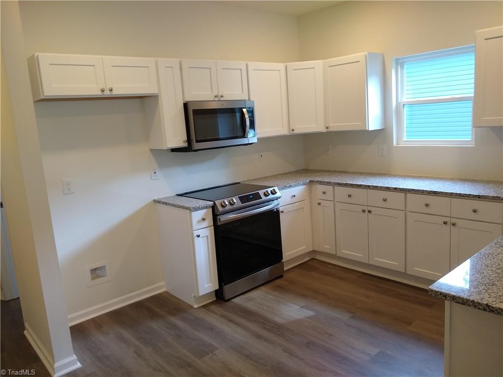 717 Meadowgreen Village Drive