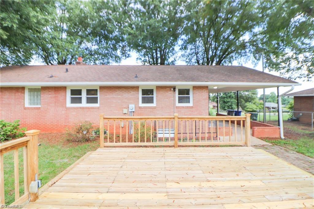 216 Louella Drive, Winston-Salem