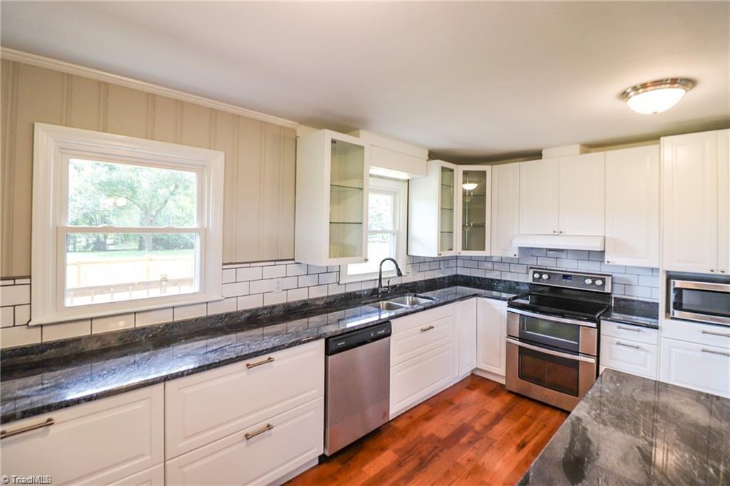 216 Louella Drive, Winston-Salem