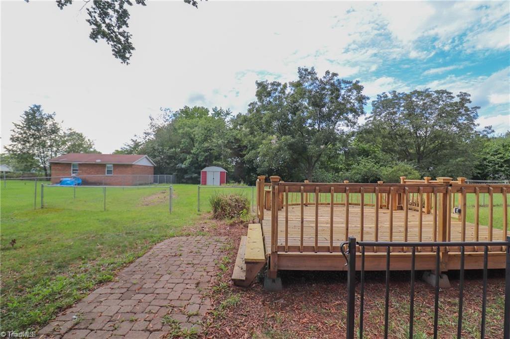 216 Louella Drive, Winston-Salem