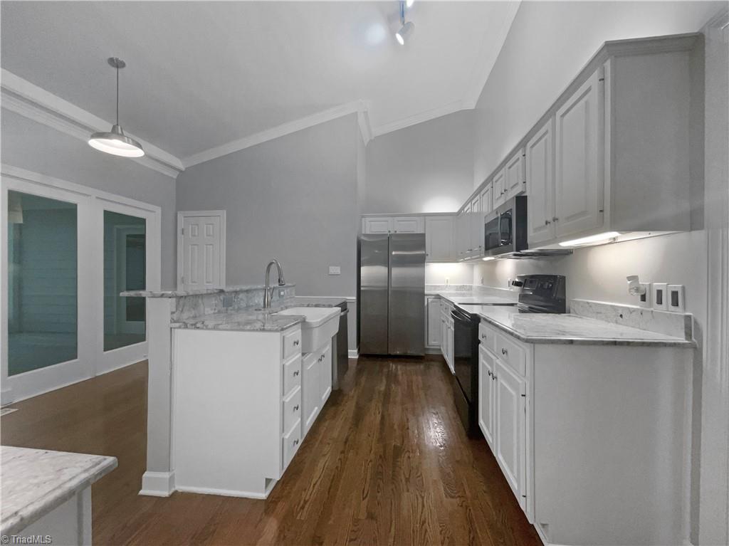 5323 Highstream Court