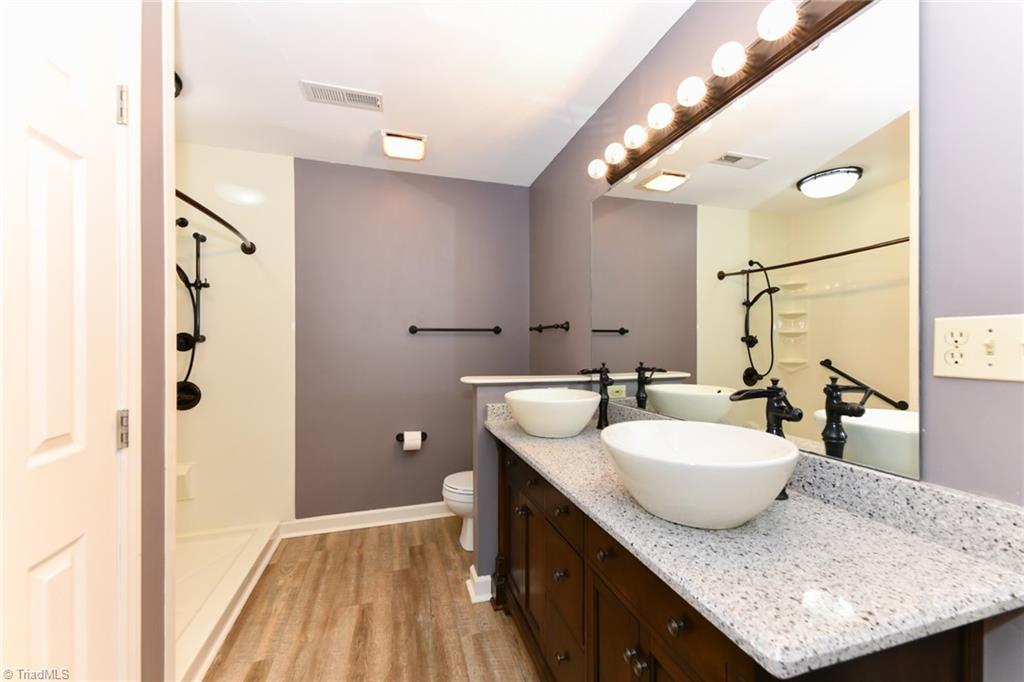 4423 Meeting House Drive