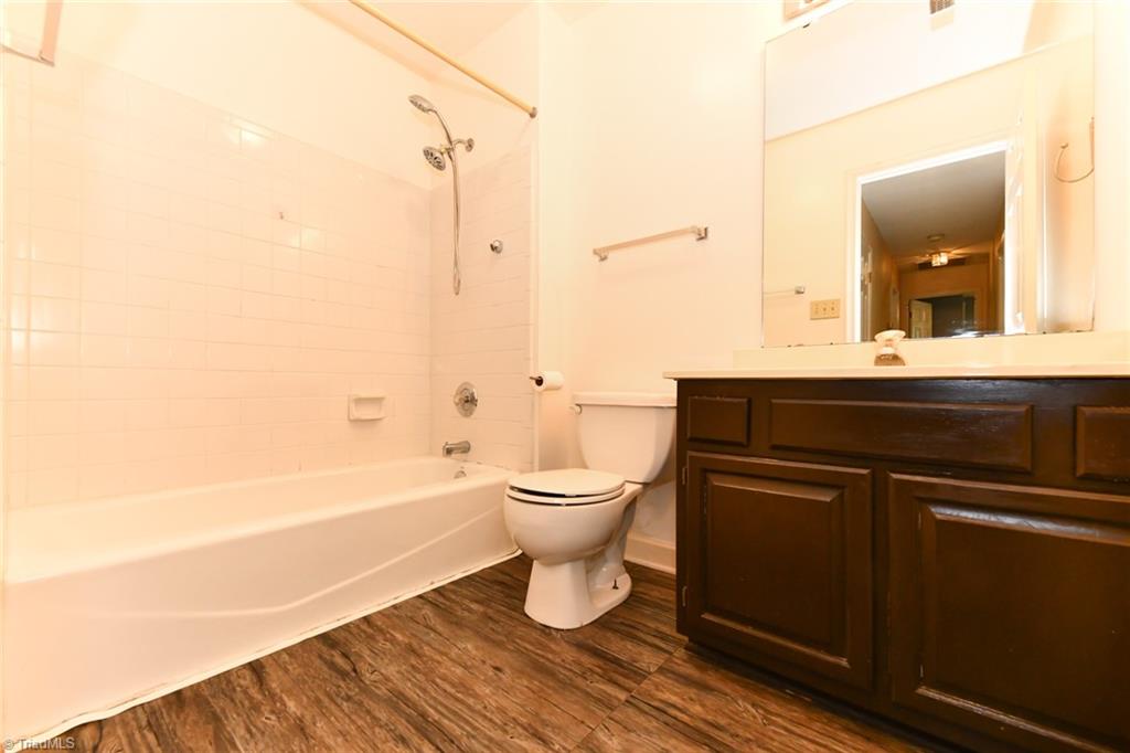 4423 Meeting House Drive