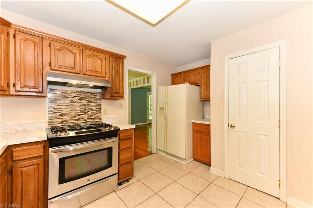 4423 Meeting House Drive