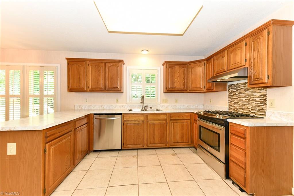 4423 Meeting House Drive