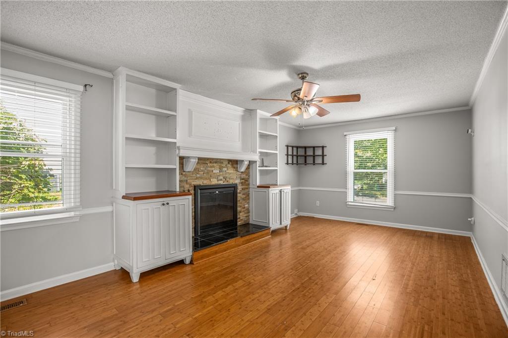 3003 Manchester Drive