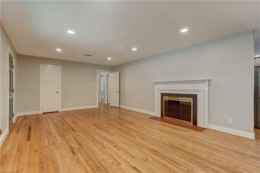 3405 Kirby Drive