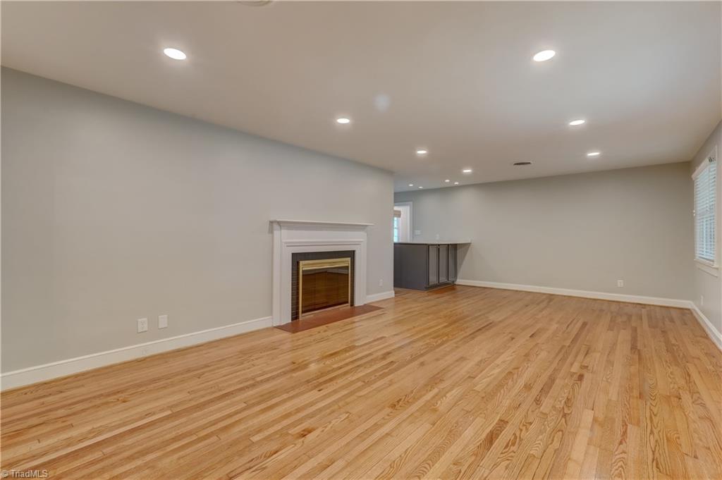 3405 Kirby Drive