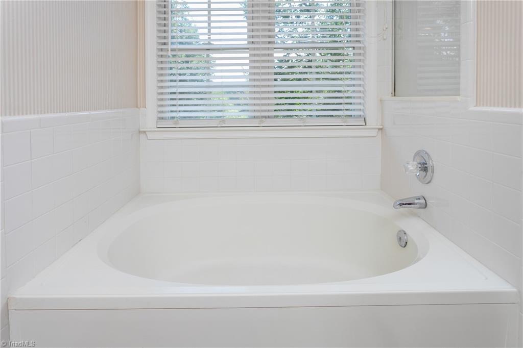 5403 Cedar Field Drive