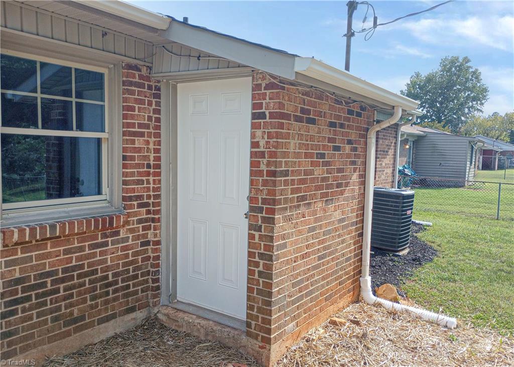 1604 Withersea Lane
