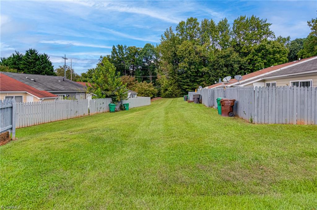 1445 Bailey Circle