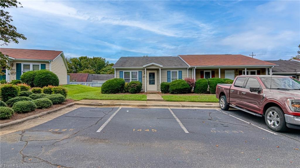 1445 Bailey Circle